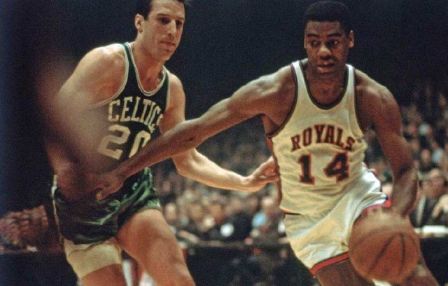 还是防守的 还是防守的