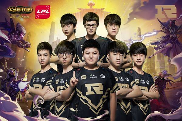 传与长传的 传与长传的